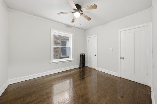 8026 S Dobson Avenue, Chicago, IL 60619