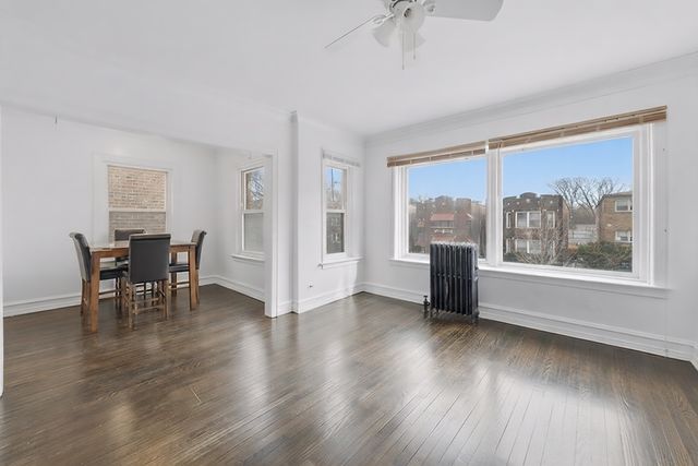 8026 S Dobson Avenue, Chicago, IL 60619