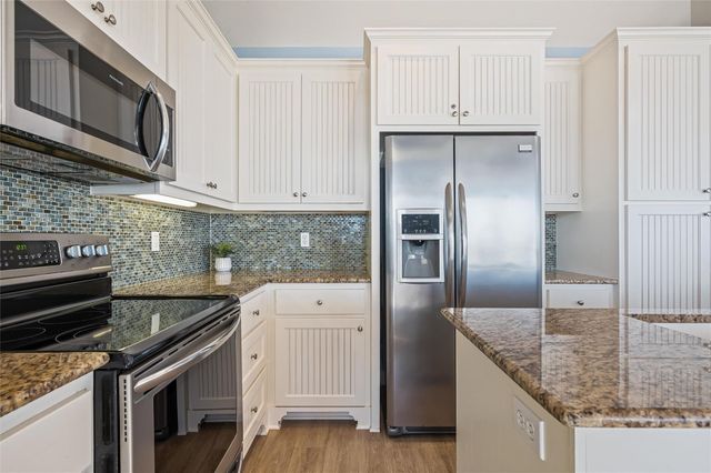 804 Eastview, Crystal Beach, TX 77650