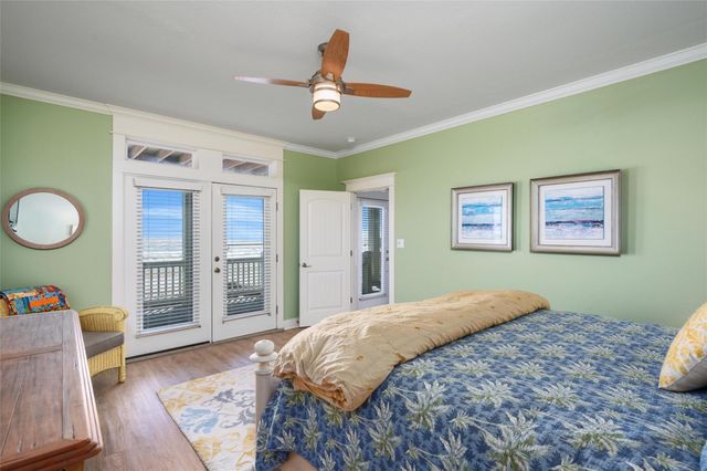 804 Eastview, Crystal Beach, TX 77650