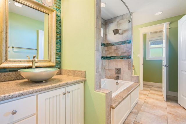 804 Eastview, Crystal Beach, TX 77650