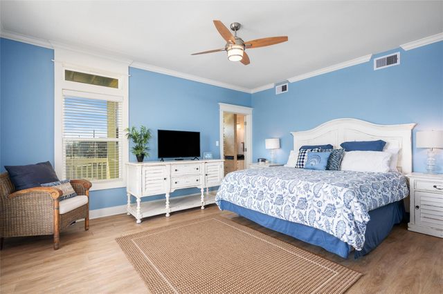 804 Eastview, Crystal Beach, TX 77650