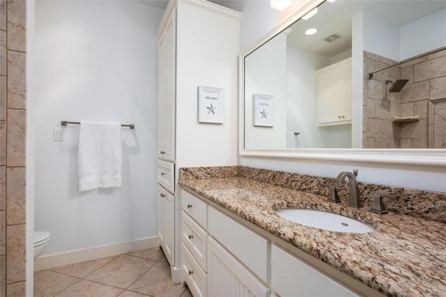 804 Eastview, Crystal Beach, TX 77650