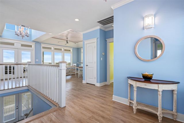 804 Eastview, Crystal Beach, TX 77650