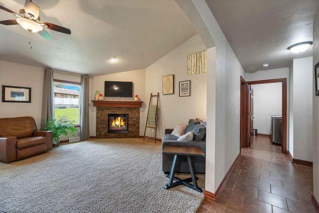 1014 LA COUNT ROAD, Green Bay, WI 54313