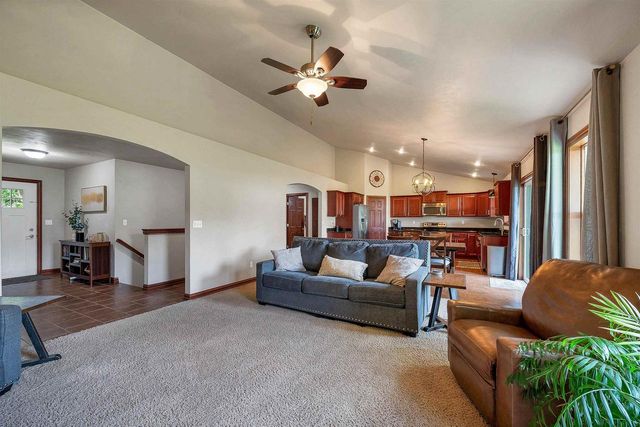 1014 LA COUNT ROAD, Green Bay, WI 54313