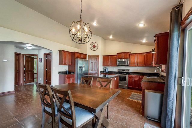 1014 LA COUNT ROAD, Green Bay, WI 54313