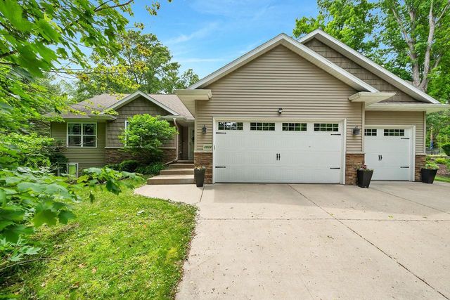 1014 LA COUNT ROAD, Green Bay, WI 54313
