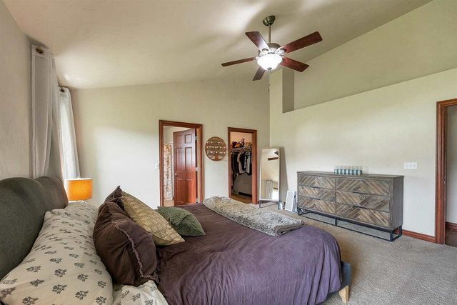 1014 LA COUNT ROAD, Green Bay, WI 54313
