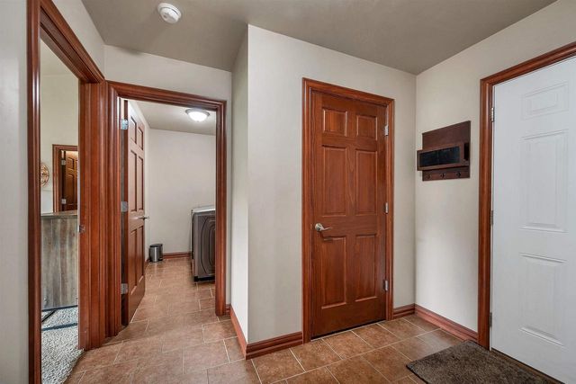1014 LA COUNT ROAD, Green Bay, WI 54313