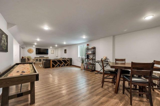 1014 LA COUNT ROAD, Green Bay, WI 54313