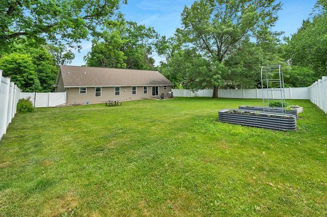 1014 LA COUNT ROAD, Green Bay, WI 54313