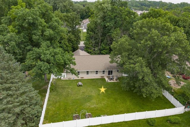 1014 LA COUNT ROAD, Green Bay, WI 54313