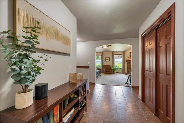1014 LA COUNT ROAD, Green Bay, WI 54313