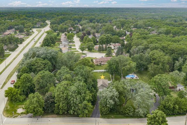 1014 LA COUNT ROAD, Green Bay, WI 54313