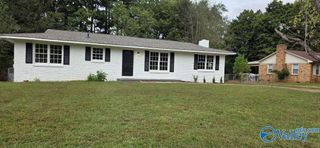 2814 Claiborne Road, Huntsville, AL 35810