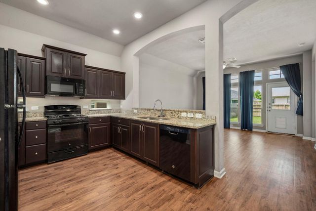 2131 Naples Way, Bryan, TX 77808