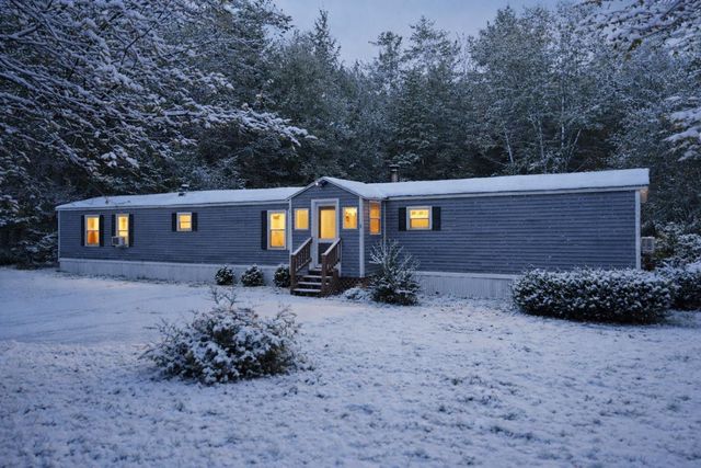 82 Waldron Hill Road, Warner, NH 03278