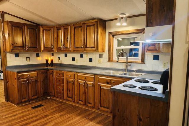 82 Waldron Hill Road, Warner, NH 03278