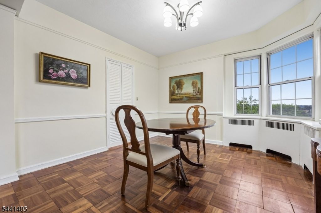 10 Crestmont Rd 2N, Montclair Twp., NJ 07042 — photo 5