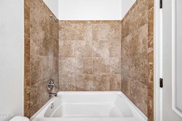 8917 N 4th Street Apt B, Phoenix, AZ 85020
