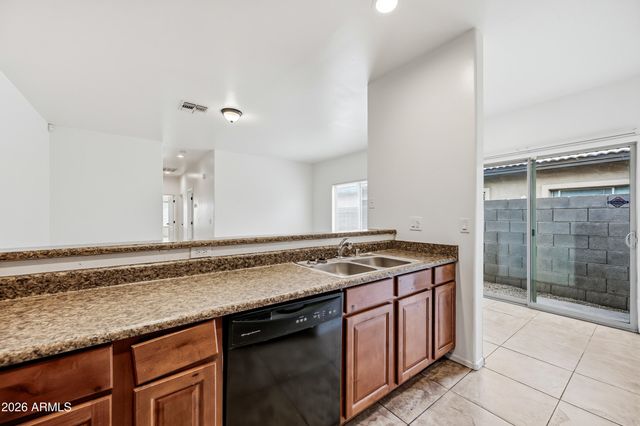 8917 N 4th Street Apt B, Phoenix, AZ 85020