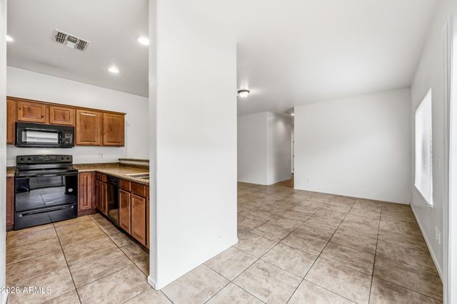 8917 N 4th Street Apt B, Phoenix, AZ 85020