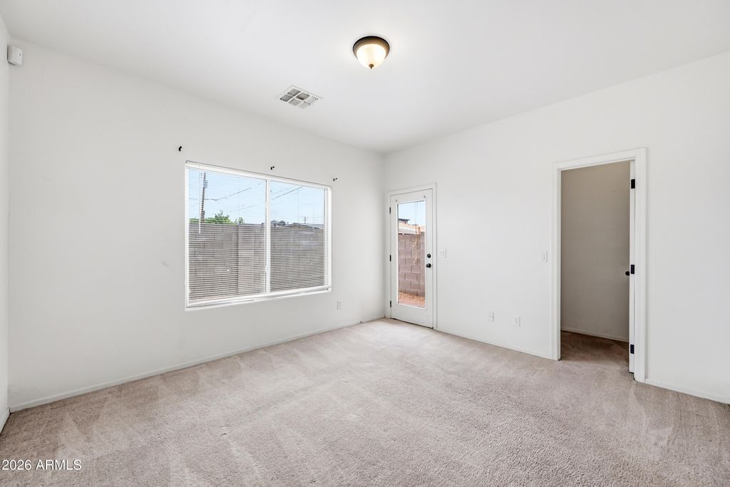 8917 N 4th Street Apt B, Phoenix, AZ 85020