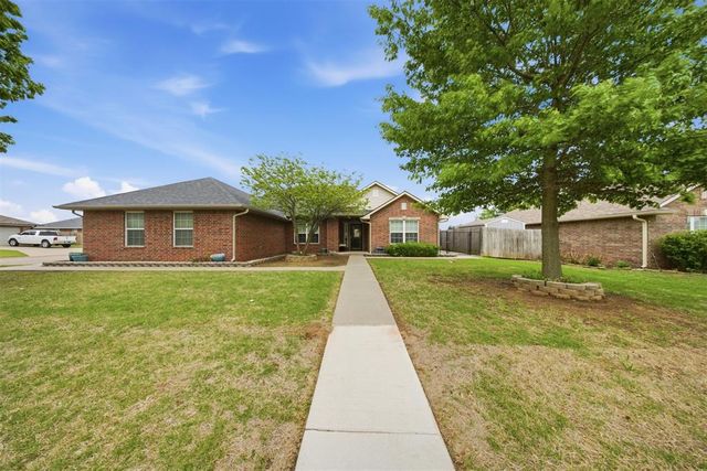 2317 Whispering Pine Boulevard, Shawnee, OK 74804