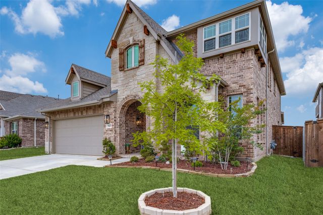 9165 Rock Nettle Drive, Fort Worth, TX 76131