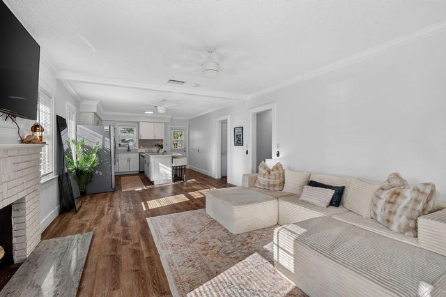 415 Greenbriar Drive, West Palm Beach, FL 33403