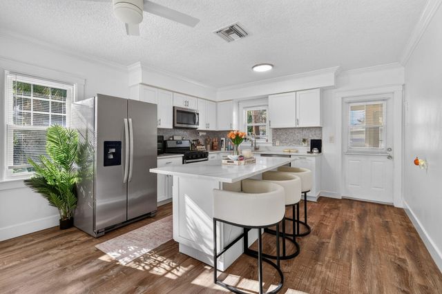 415 Greenbriar Drive, West Palm Beach, FL 33403