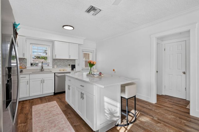 415 Greenbriar Drive, West Palm Beach, FL 33403
