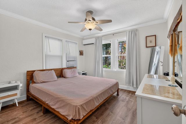 415 Greenbriar Drive, West Palm Beach, FL 33403