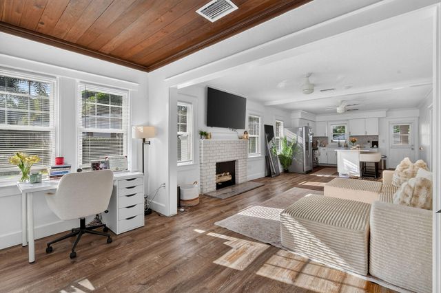415 Greenbriar Drive, West Palm Beach, FL 33403