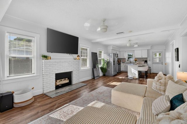 415 Greenbriar Drive, West Palm Beach, FL 33403