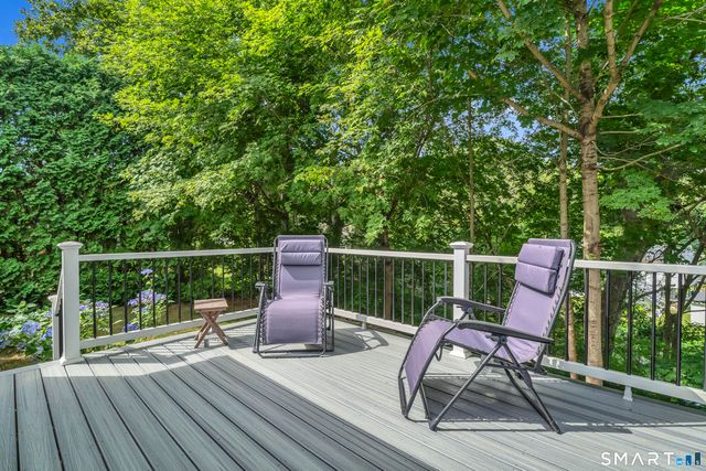 55 Wintergreen Drive, Waterford, CT 06385