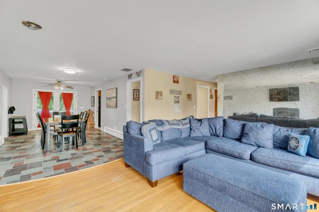 55 Wintergreen Drive, Waterford, CT 06385