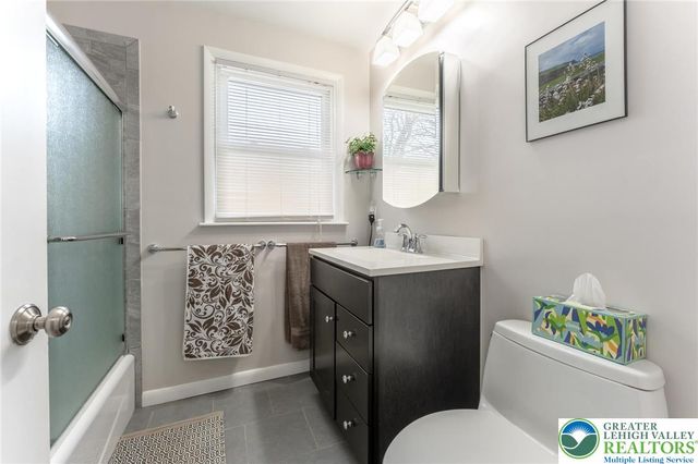 827 College Lane, Allentown City, PA 18103