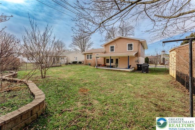 827 College Lane, Allentown City, PA 18103