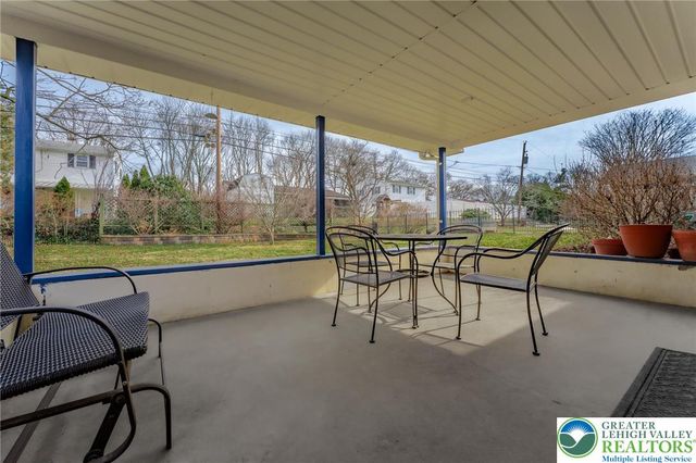 827 College Lane, Allentown City, PA 18103