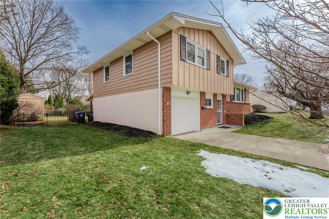 827 College Lane, Allentown City, PA 18103