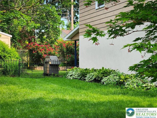 827 College Lane, Allentown City, PA 18103