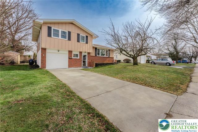 827 College Lane, Allentown City, PA 18103