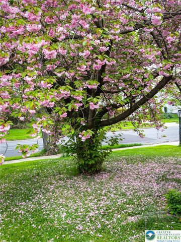 827 College Lane, Allentown City, PA 18103