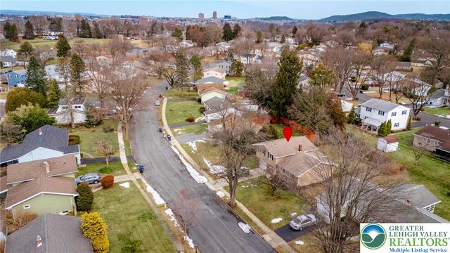 827 College Lane, Allentown City, PA 18103