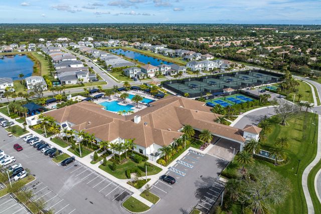 13594 Paisley Drive, Delray Beach, FL 33446