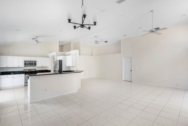 13594 Paisley Drive, Delray Beach, FL 33446