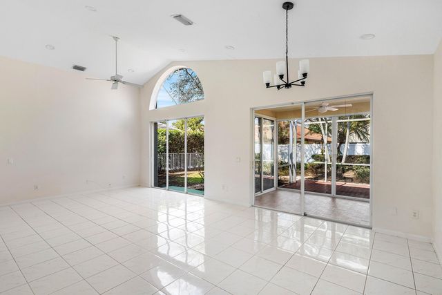 13594 Paisley Drive, Delray Beach, FL 33446