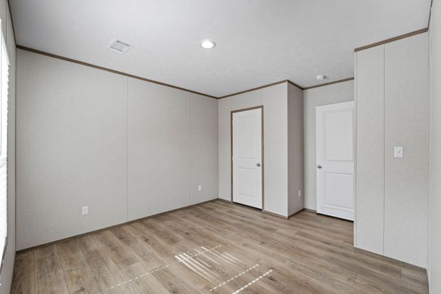 39 Bellini Road, Defuniak Springs, FL 32433